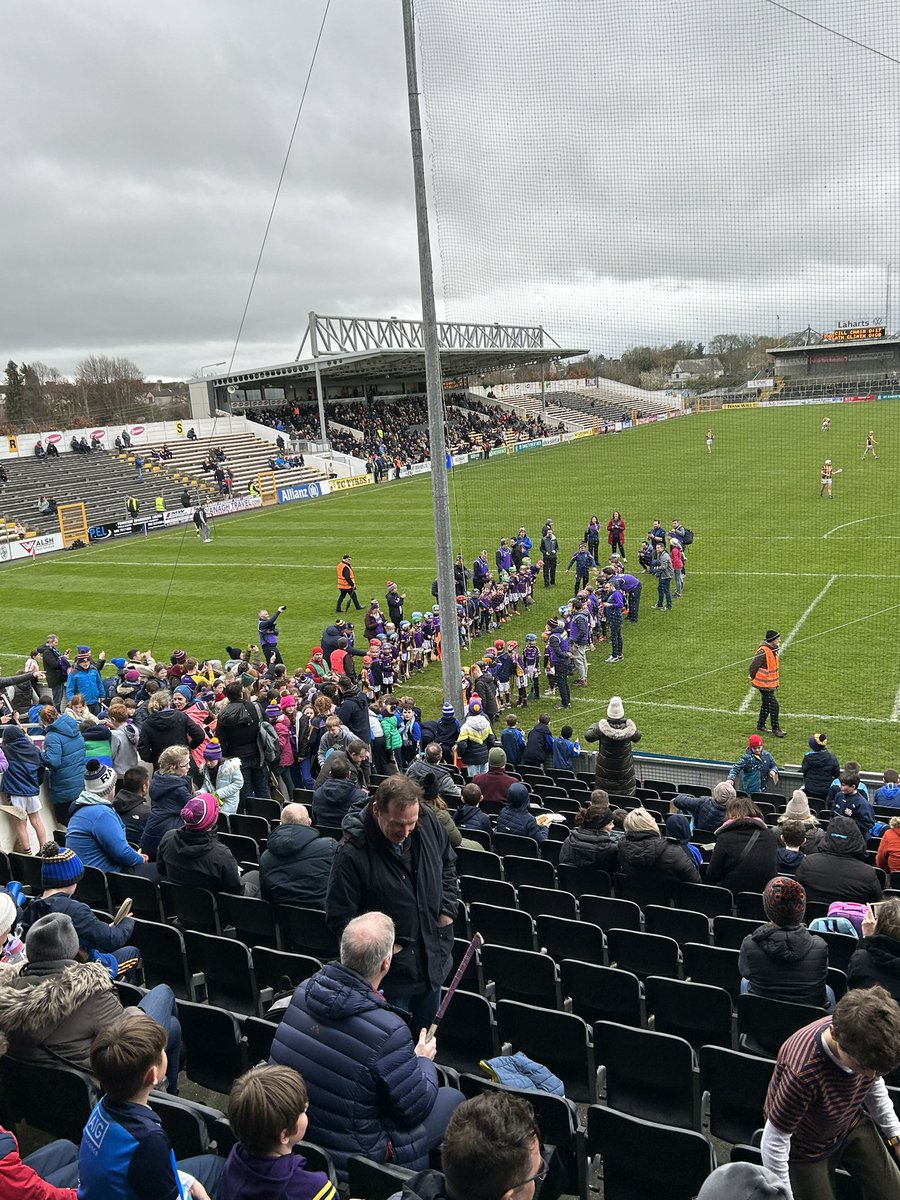 Despite the result in Nowlan Park, a great day for young stars of KC.Thanks to our brilliant hosts in Kilkenny. Feicimid arais i mbaile Atha Cliath <a href="/TullaroanHurlin/">Tullaroan GAA</a> <a href="/DicksboroGAA/">Dicksboro GAA & Camogie Club</a> <a href="/oloughlingaels/">OLoughlin Gaels GAA & Camogie</a> <a href="/TheHarpsGAA/">TheHarpsGAA</a> <a href="/YoungIrelands/">Young Irelands GAA</a> <a href="/ClaraGAA/">Clara GAA, Camogie & LGFA</a> <a href="/St_Lachtains/">Stlachtainscamogie</a> <a href="/VillageGAA/">James Stephens GAA & Camogie Club</a> @