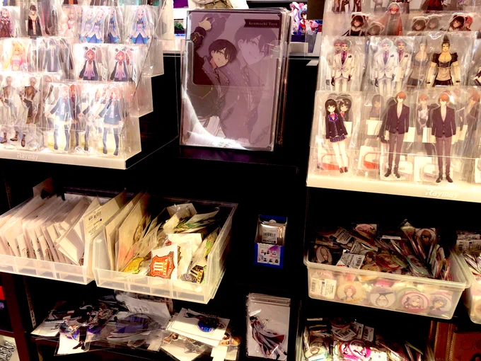 NYの紀伊國屋書店行ってきました〜〜〜!!!にじさんじコーナーめちゃくちゃ楽しかった〜〜〜!!! 