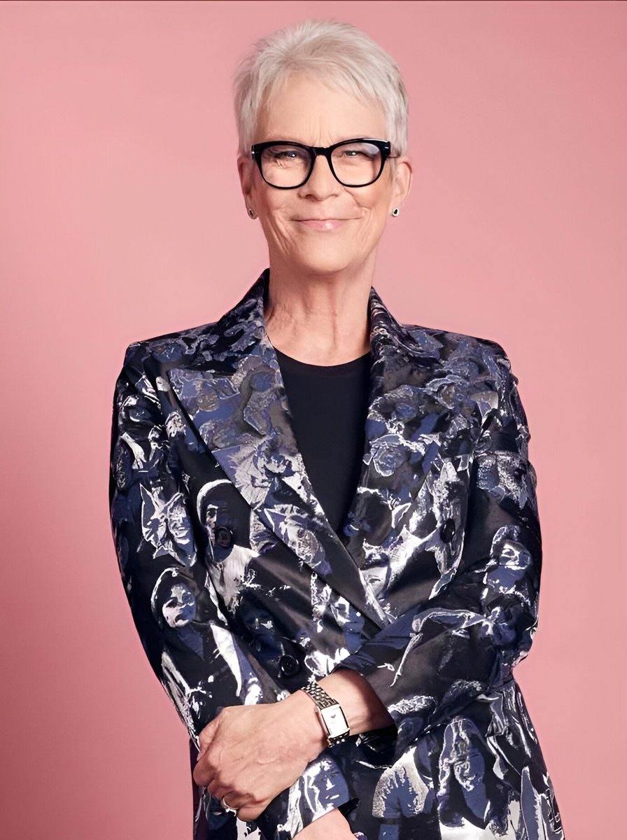 LOGRÓ LO QUE NO PUDIERON SUS PADRES.

Si bien Tony Curtis y Janet Leigh fueron nominados al Oscar, solo su hija JAMIE LEE CURTIS ganó como Mejor Actriz de Reparto por EVERYTHING EVERYWHERE ALL AT ONCE.

En su primera nominación, triunfa a los 64 años. #Oscars