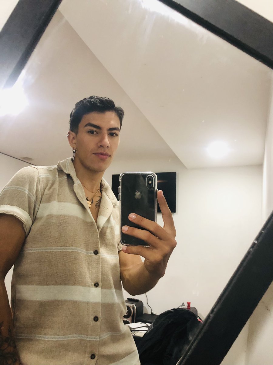 Sebastian_MNZ's tweet photo. Pa donde es hoy? 😛😈

@EventosGayMed @Medellingrindr1 @medellinhott @RtGayLatino @cruisingmed20 @medellingay_ https://t.co/kJBLVAZujZ