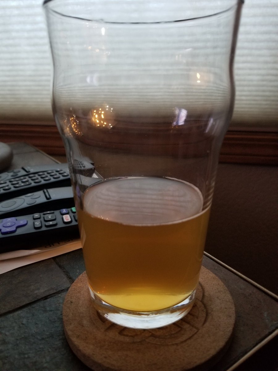 jvshields3's tweet photo. @BeerAdvocate Intergalactic Hazy IPA by Mighty River Brewing https://t.co/JQYkDSjOvW