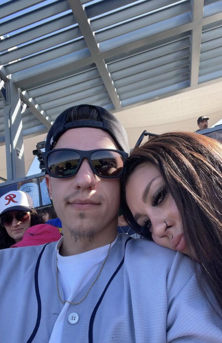 KingJaiden_'s tweet photo. ⚾️⚾️⚾️ https://t.co/hU7x1TzYez