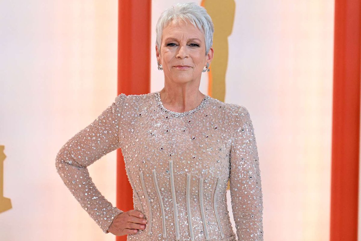 CMLion's tweet photo. So happy for @jamieleecurtis! Always perfect. #WINNER #Oscar https://t.co/7gADkqj5Pf