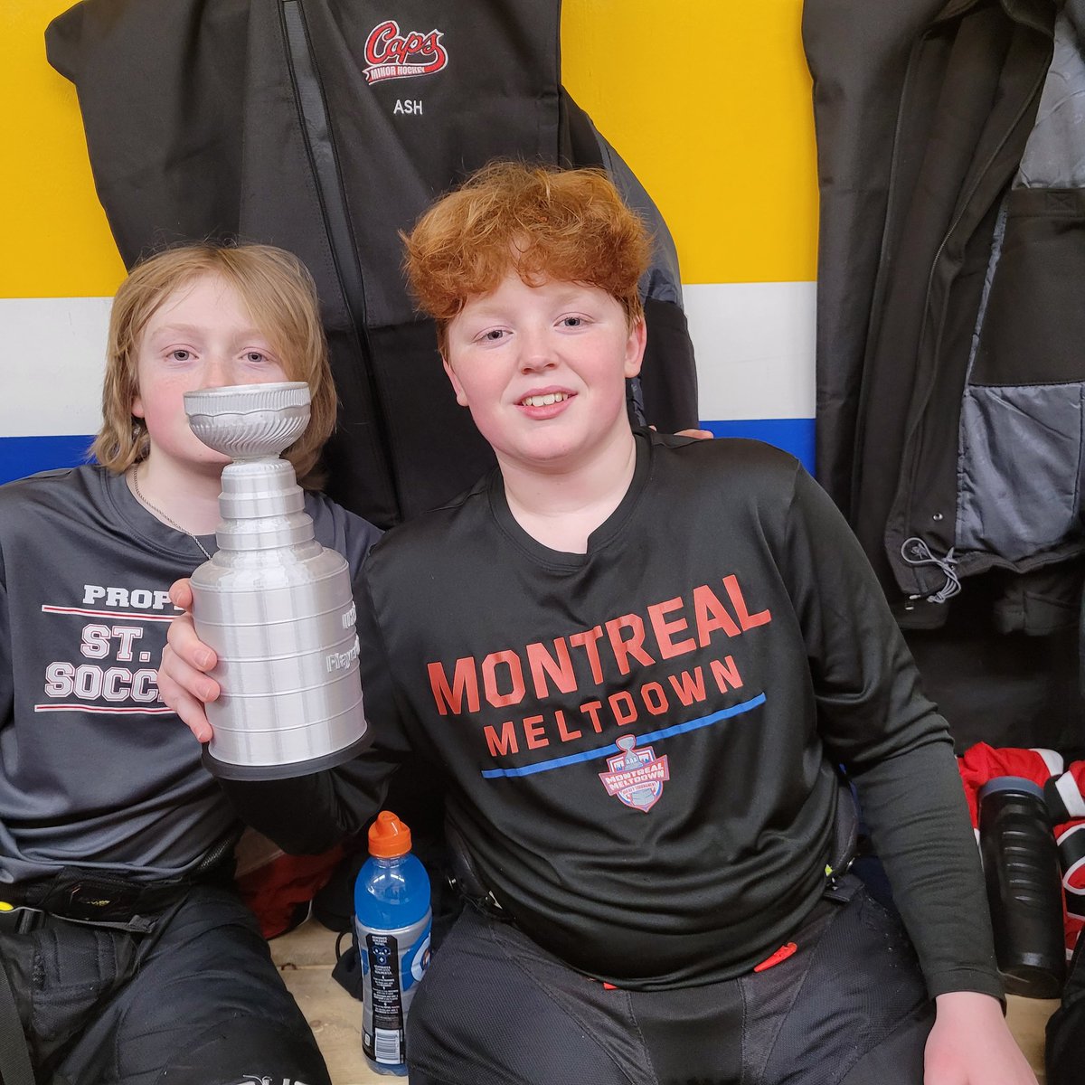 SJCapsU15C's tweet photo. Solid effert tonight by Jake Etchegary, our Cap of the Game vs. The Celtics. Jake showing his teammates the skills learned in practice for game time use. Great Job Jake! @SJMHA https://t.co/f0eTNBRyLr