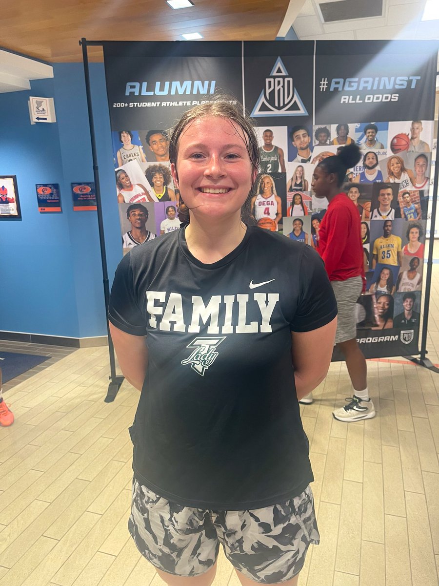 PRO_Movement1's tweet photo. ‘27 @ZaraGosse (North Hall) has really worked her body, stamina, strength through her consistent workouts.
It was evident when she walked through the door. The young, promising post prospect proves to have an elite work ethic and will get the JOB DONE.
#PROElevation
#SpringShowdown