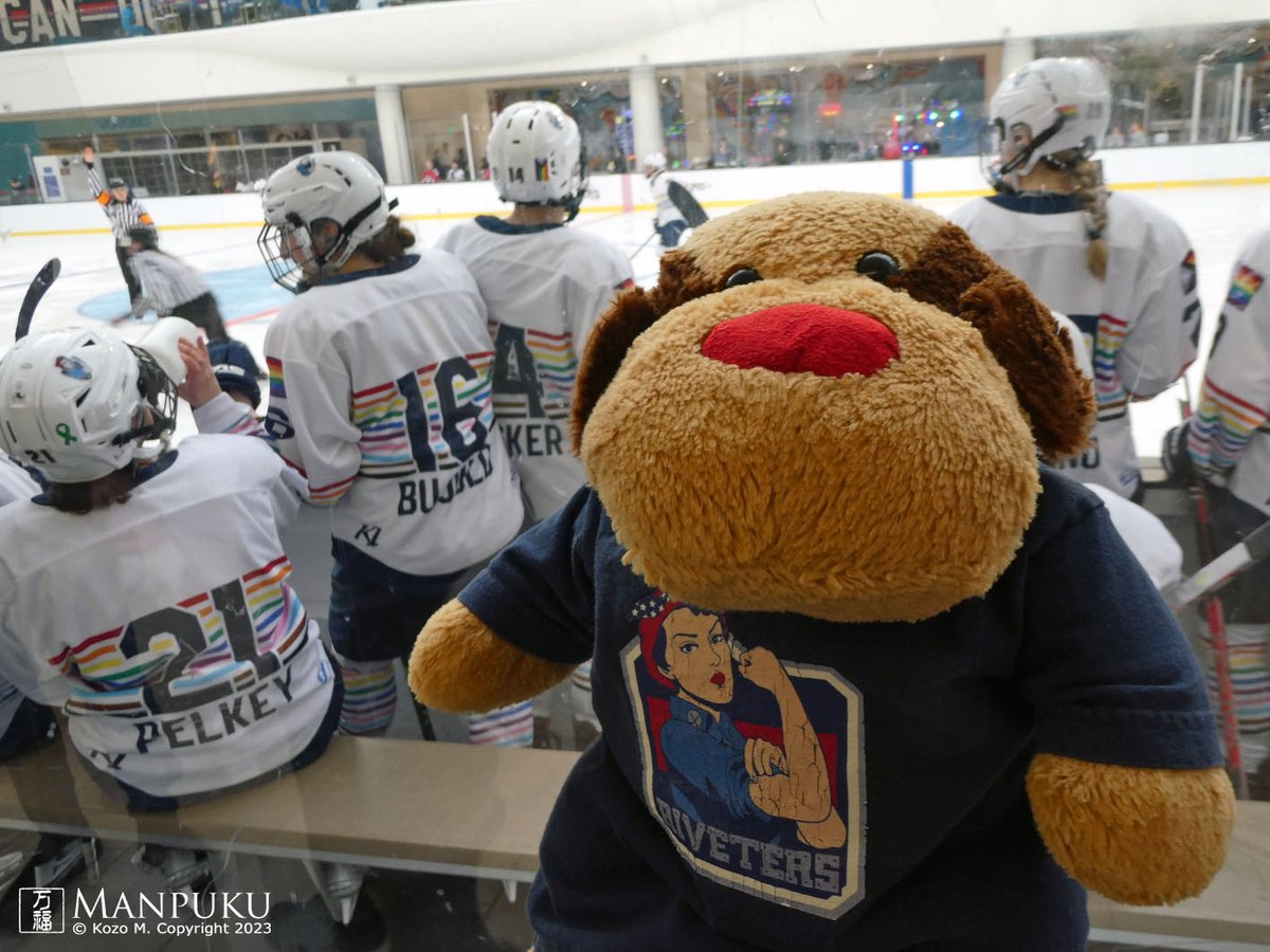 manpuku_and_i's tweet photo. Manpuku enjoyed the Rivs last game of the season yesterday.
#Manpukun #RepTheRivs #RivsRisisng https://t.co/jl66AA71R4