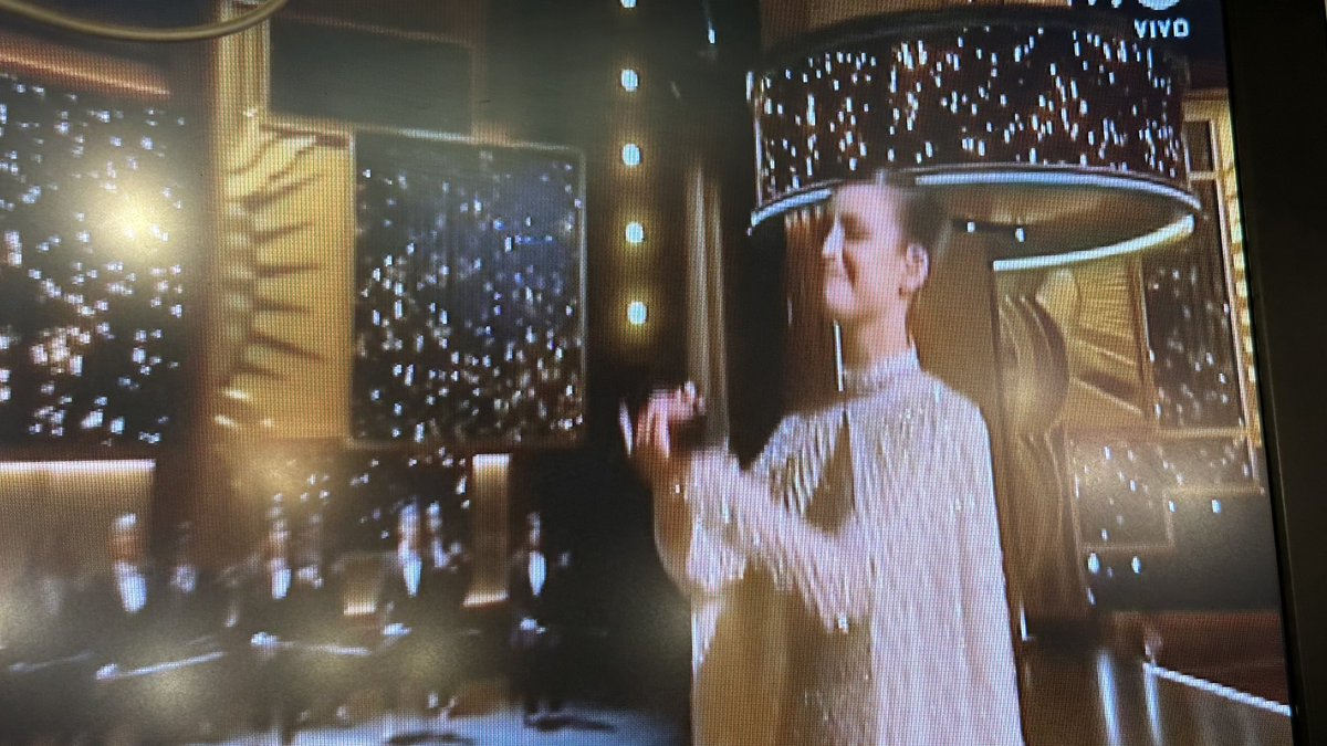 Y si no lo sabían, esta cantante y actriz es barranquillera y se llama Sofía Daccaret Char. 
#Oscars