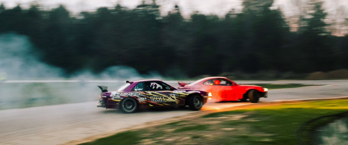 expiredsong's tweet photo. Vroom https://t.co/JsWdm52ohd