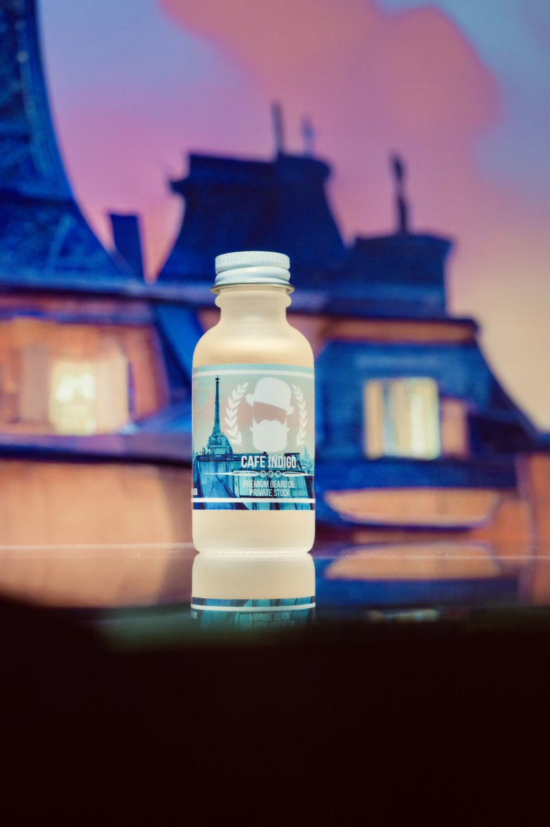 Winding down a Sunday evening with a fresh shower and Cafe Indigo premium beard oil in my #beard.