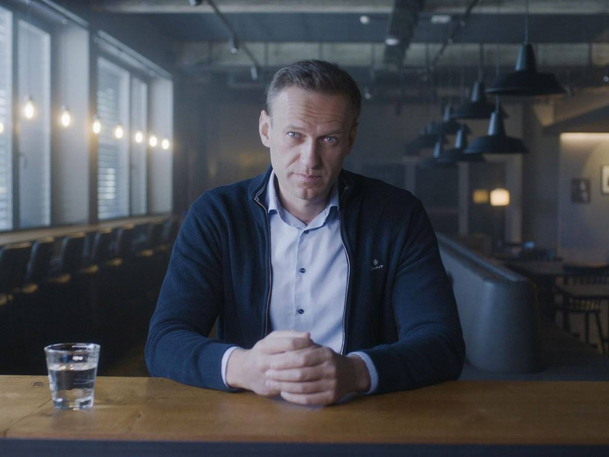 🔥Фильм «Навальный» получил премию «Оскар» 

Фильм Дэниела Роэра получил премию в номинации «Лучший полнометражный документальный фильм». 

На церемонию приехала жена Навального Юлия, а также дочь Дарья и сын Захар