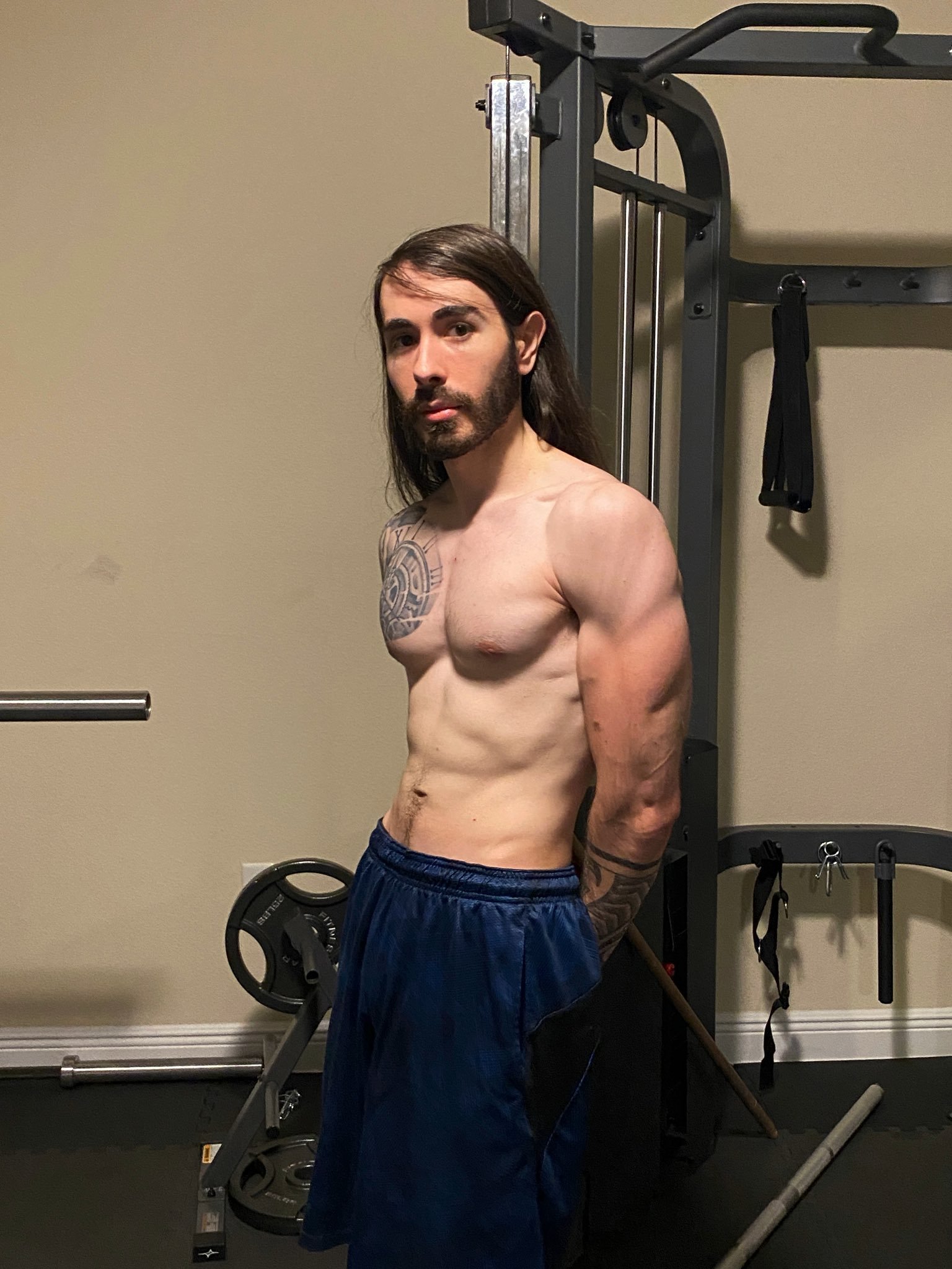Tiktok'S Jacked Boy: Who Is He? - je44nbs