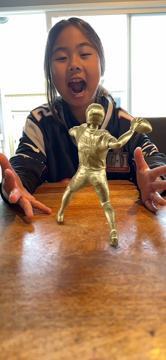 thejackofmusic's tweet photo. Hey @Autograph here’s my #AG4BradyContest submission, nothing better than an open WR feasting on a bomb from the 🐐 @TomBrady #autograph #nft #LFG https://t.co/vYerAjSVzn