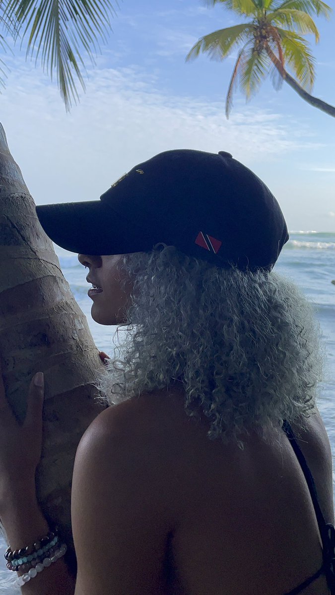 yink_co's tweet photo. 🇹🇹 

DM FOR YOURS OR CLICK THE LINK IN THE BIO TO PURCHASE ONLINE

#YINK #TRINIDAD #TOBAGO #TRINIDADANDTOBAGO #CARIBBEAN #BEACH #ISLANDS https://t.co/gRPTIKdCAQ