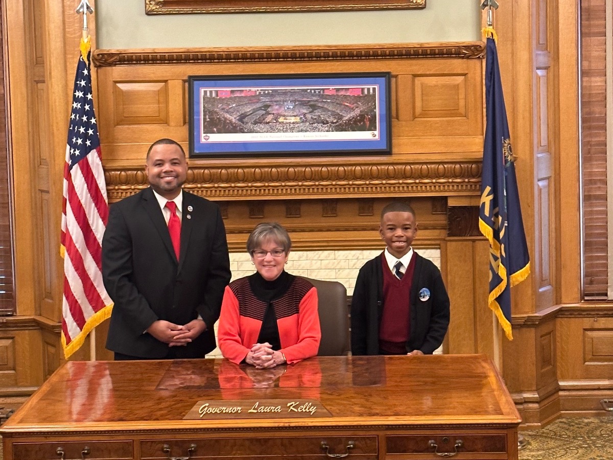 🚨 Legislative Update - Week 9 - mailchi.mp/patrickpenn/le… Jaden Penn Pages for House, House Passes Eddie Eagle Firearms Safety and Added Transparency for Property Taxes, Bills to Watch, and More!