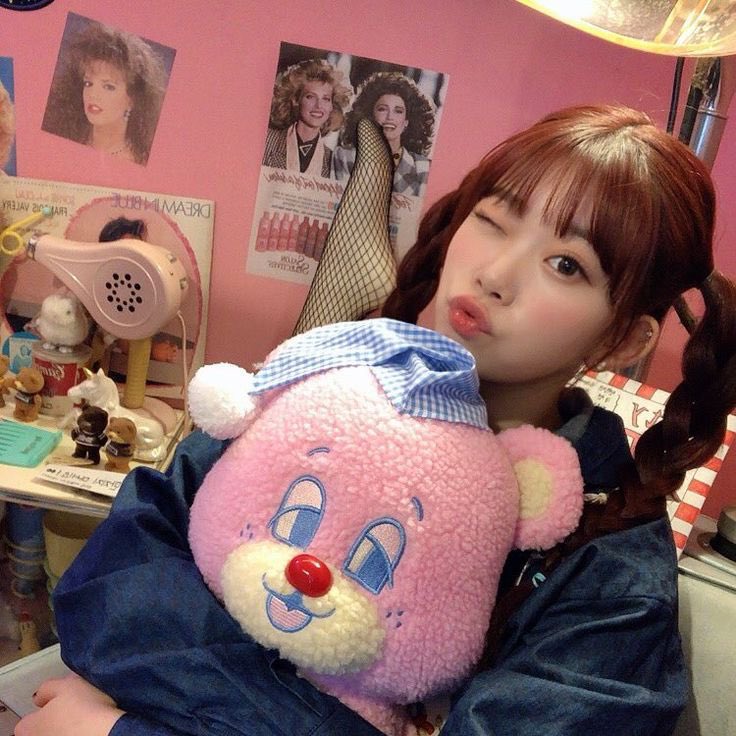 yul_kdm's tweet photo. check this @.𝒎𝒂𝒚𝒂’s update 📸 #yulgram #yullotte 

Em casa, mas já com vontade de voltar pro paraíso chamado Lotte World. 🧸🎡 https://t.co/dx7x3cu747