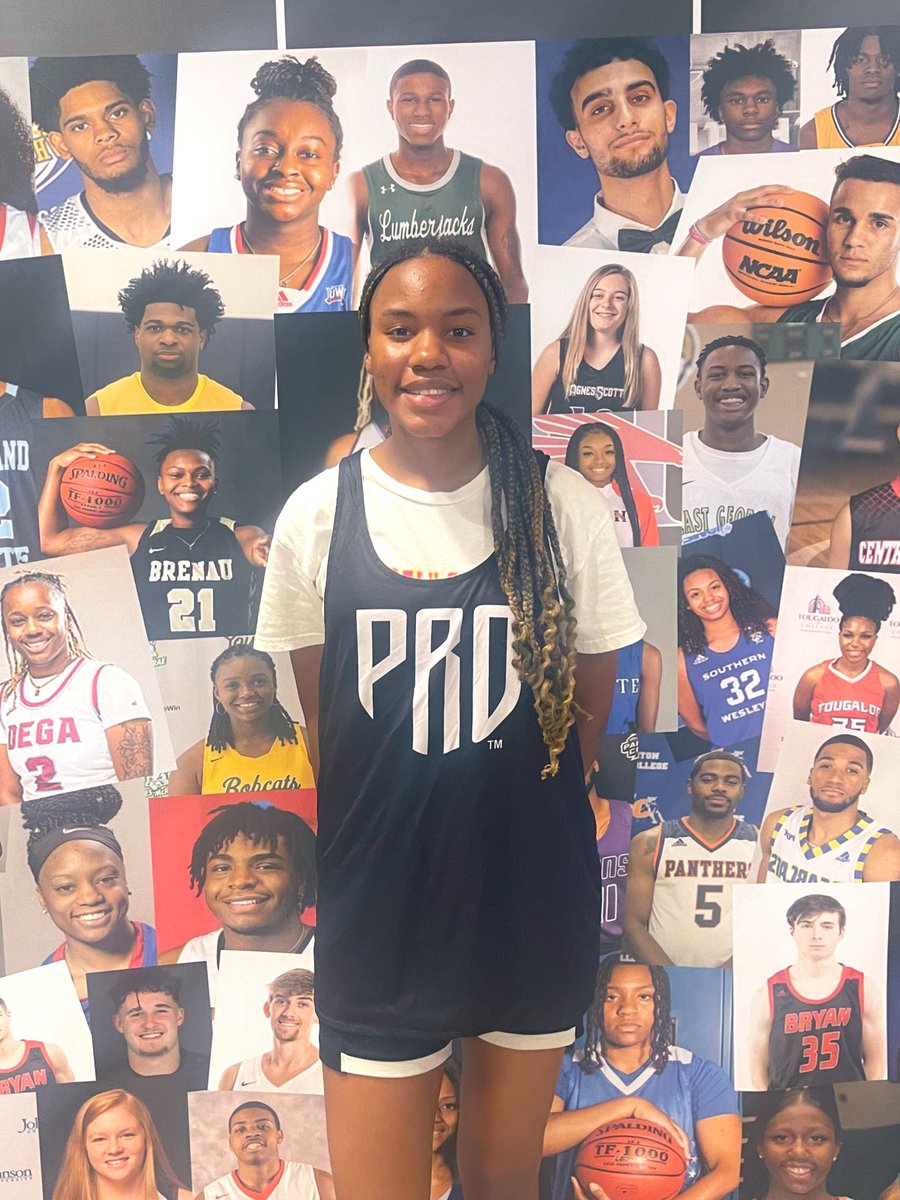 PRO_Movement1's tweet photo. ‘27 Laila Howard-Haney (Warner Robins) is a definitely a #PRO Loyalist that attends every event.
This is amazing because you can see her growth year over year. She looked confident today and hit big shots against older competition.
#PROElevation
#SpringShowdown https://t.co/x1R87uodlM