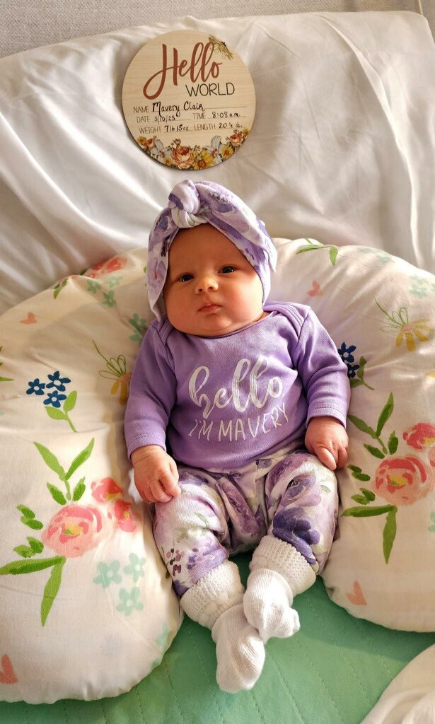 My newest lil niece, Mavery Clair!  She’s so beautiful &amp; perfect (proud Aunt moment).  Everyone is doing well!  What a blessing!  God is so great! ❤️😇🙏🏻🥰