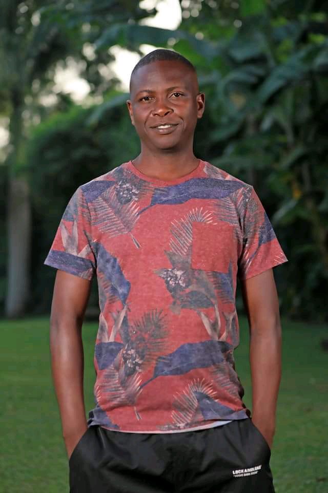 Tophadff's tweet photo. Good night from @Kalibbala256 ✊ https://t.co/jJYWLr6sSa