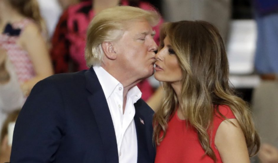 thugsRbadMK's tweet photo. Don’t most hookers have no kissing policies? https://t.co/ICUINVDmOt