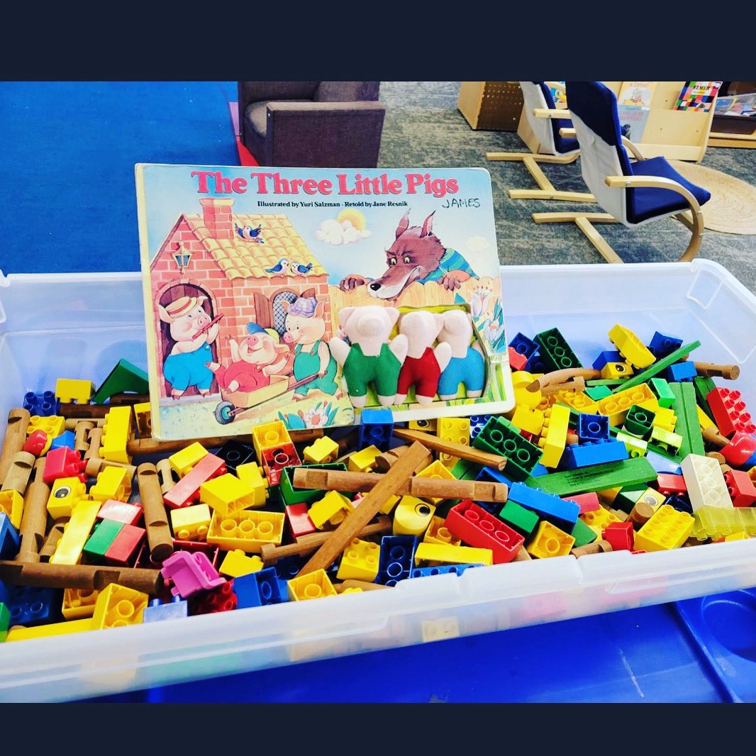 PKSarahScrivens's tweet photo. The 3 Little Pigs STEM Challenge #prek #preschool 🏡 https://t.co/PxnK5aMJCK