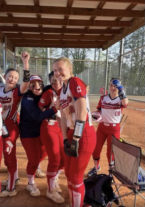 AbbeySteener's tweet photo. Fantastic day of ball in Georgia at the Luck of Irish Tournament! Thank you Oakville Angels for having me this weekend! This weekend : AVG .625, OPS 2.250 @TimSteen16 https://t.co/P27tU0gdQ1