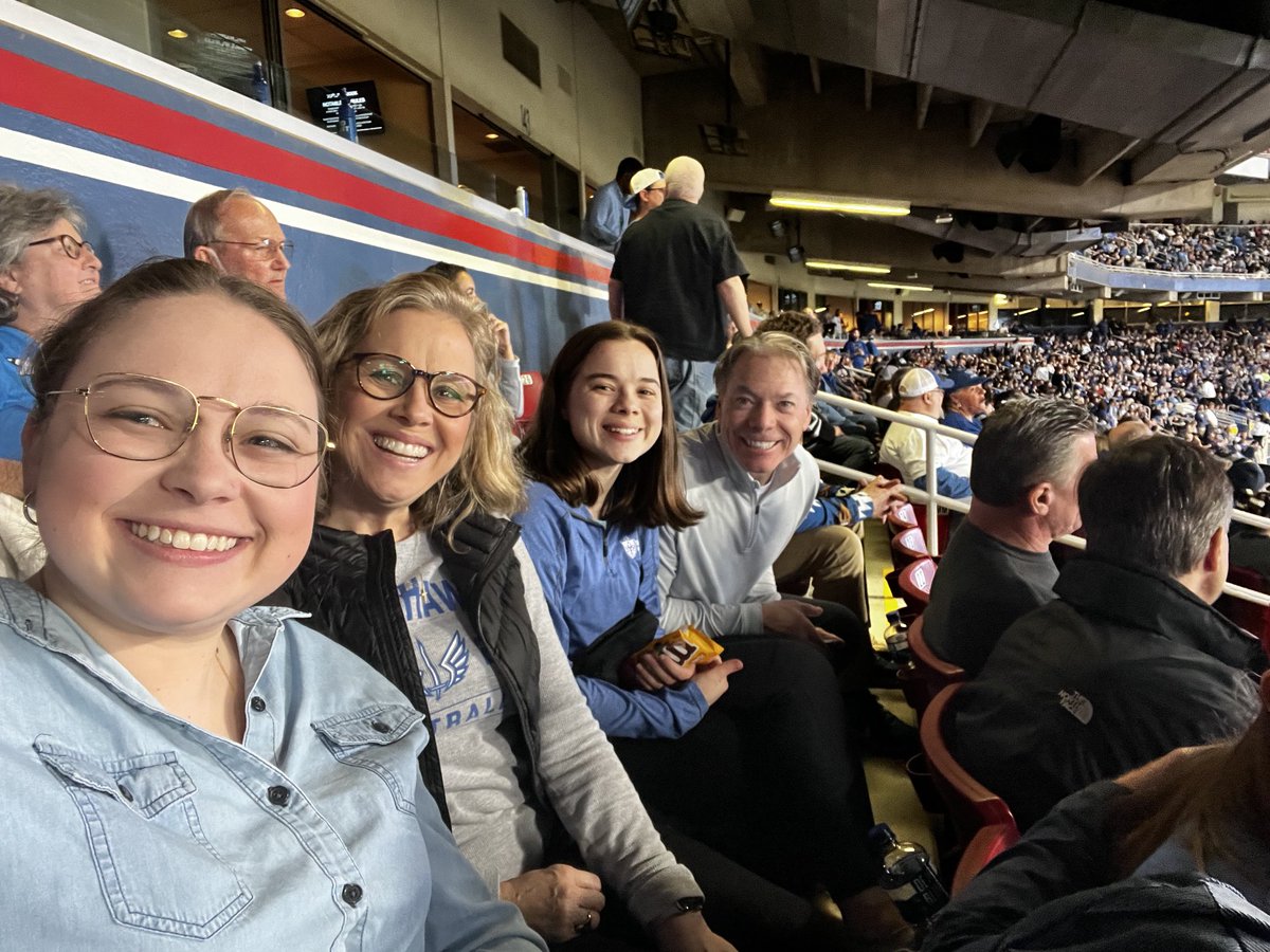 foxoverhill's tweet photo. Football in St. Louis! #battlehawksgameday ⁦@XFLBattlehawks⁩ https://t.co/s2D8woQXso
