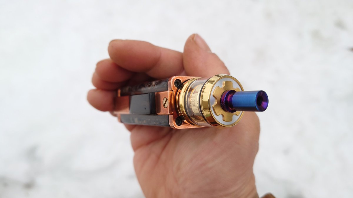 CebrjowHwScHCkj's tweet photo. 皆さんおはよっチェ😆👍今週も宜しくご安全に🙇💦#GatubCrafts Buhi LE + #GEARrta + #SPICEドリチ 😋💦#VAPE #vape好きな人と繋がりたい #VAPE好きと繋がりたい #VAPE初心者  #Gatub #Stabwood #OFRF #WOTOFO https://t.co/8ry33UAvg2