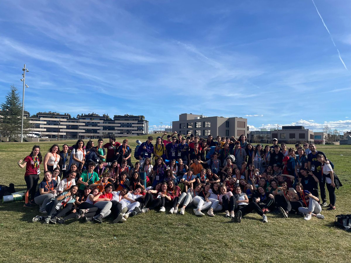 Un centenar de joves de zona junt amb les seves monitores han participat de la #TrocaJove23 
Un cap de setmana ple d'aprenentatges i bons moments, gràcies a totes per participar-hi!! 🥳