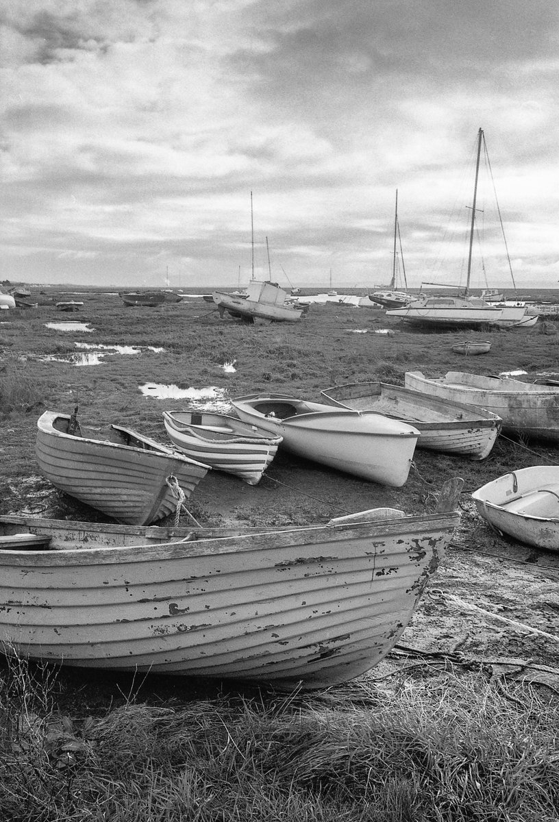 Heswall boat yard
Pentax MX & 28mm
Ilford FP4