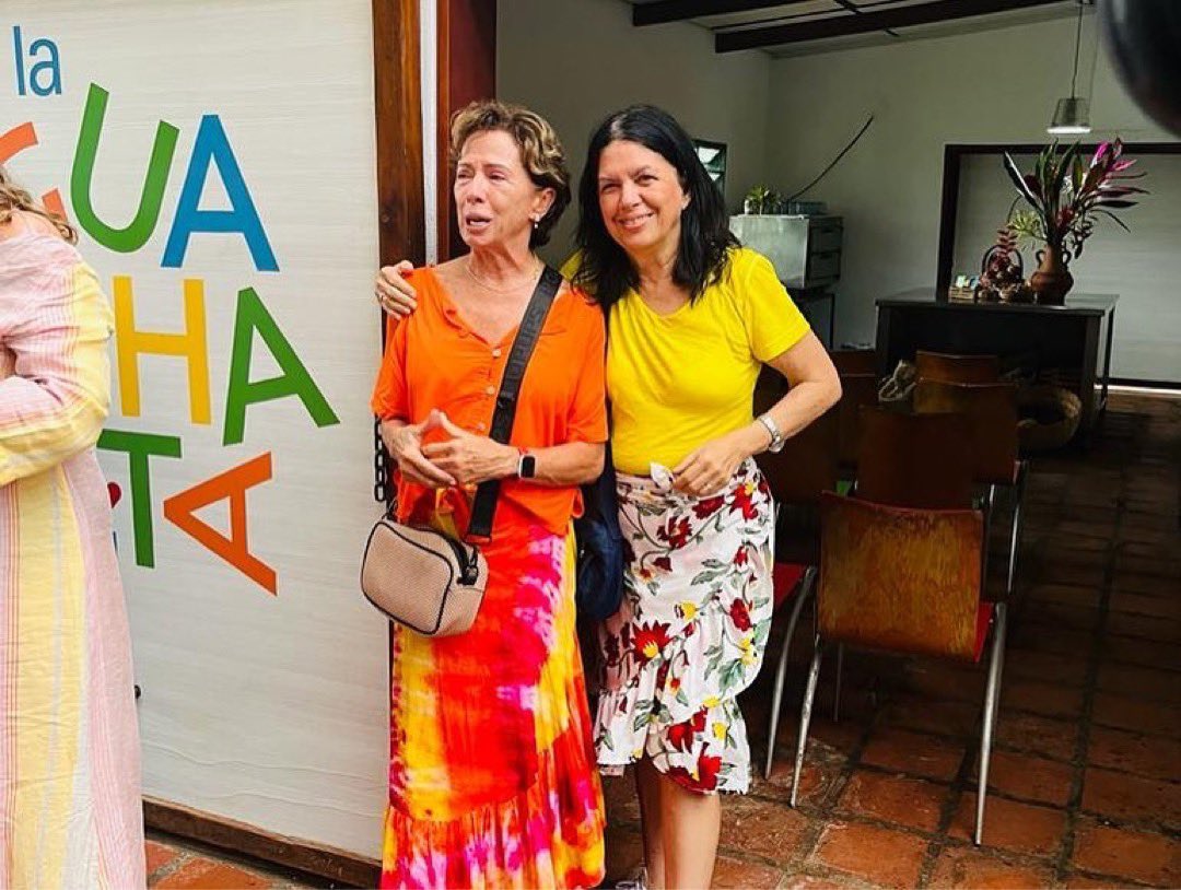 Francia en Venezuela 🇫🇷🇻🇪 tweet media