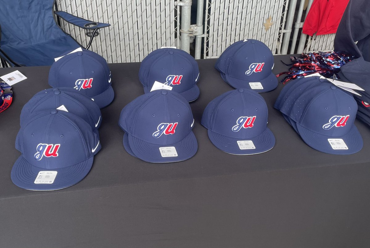 ZagBaseball's tweet photo. At long last... we're giving the people what they want. Retro logo caps now available at home games at Patterson!

#GDTBAZ | #GoZags https://t.co/8CNAxVAwXg