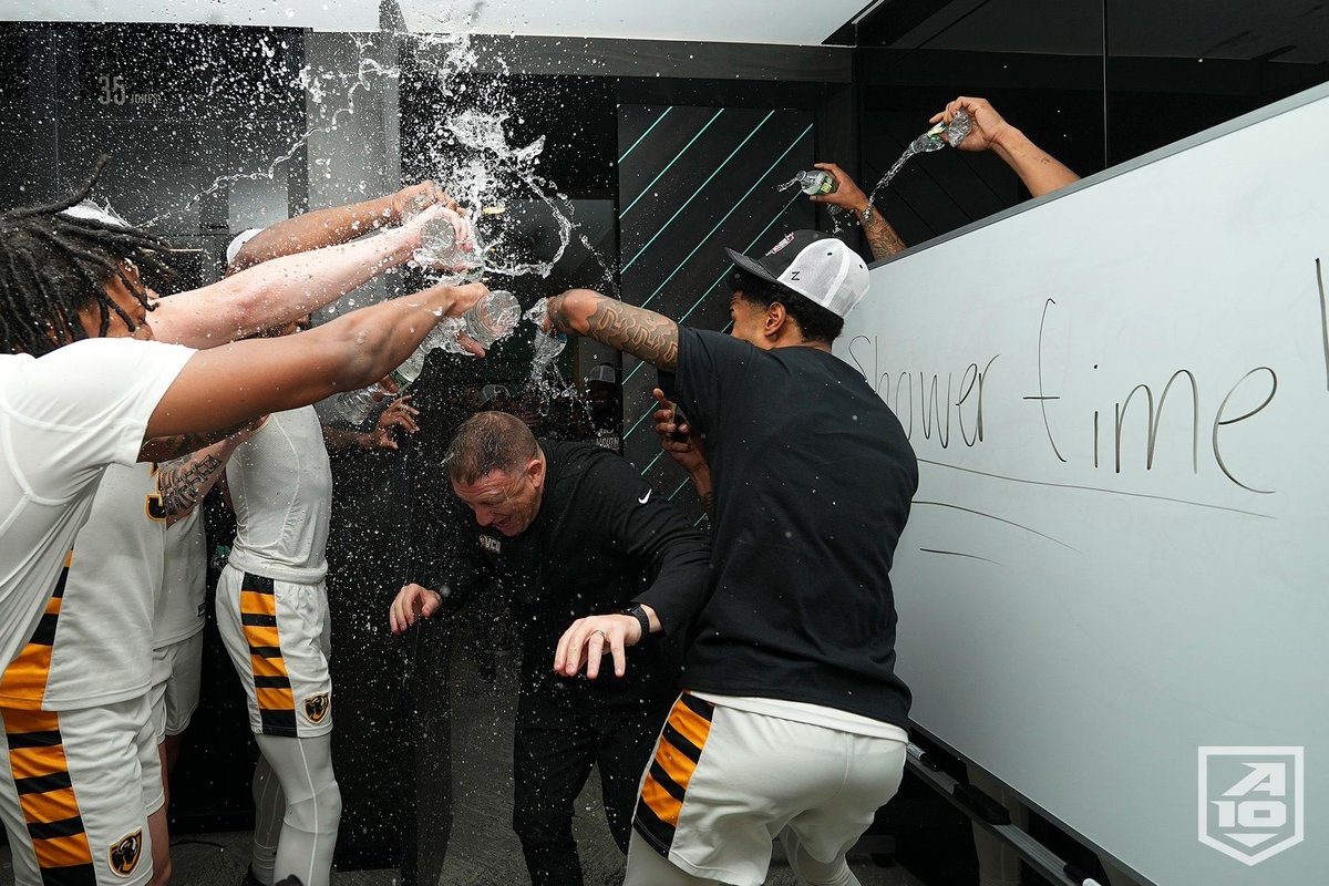 A10MBB's tweet photo. Is there anyone more HYPE than Coach Rhoades right now!?

#A10CHAMPS | @VCU_Hoops https://t.co/0YlTZ3MnvG