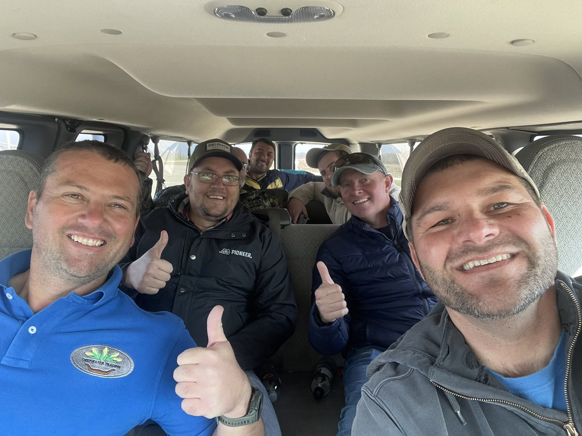Had a great visit with <a href="/Danetidf/">Danie Bester</a> and his friends the other day. Seemed to really enjoy the John Deere equipment!!!!                     Appreciate you guys stopping by!!! <a href="/bigyieldscorn/">Kalb Farms</a> <a href="/LiveToFarm/">Live To Farm</a>
