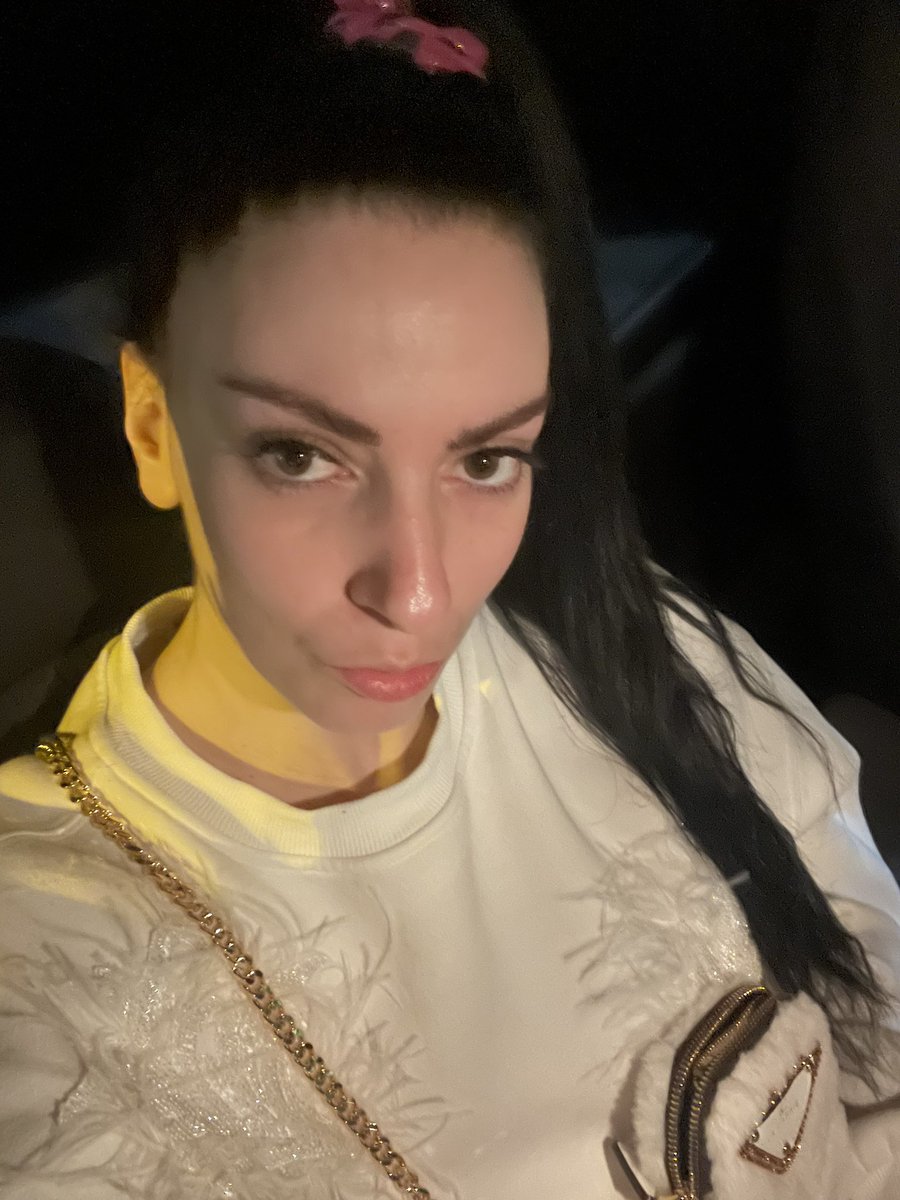 JessySbuffix92's tweet photo. #buonasera https://t.co/8egfSxFv2k