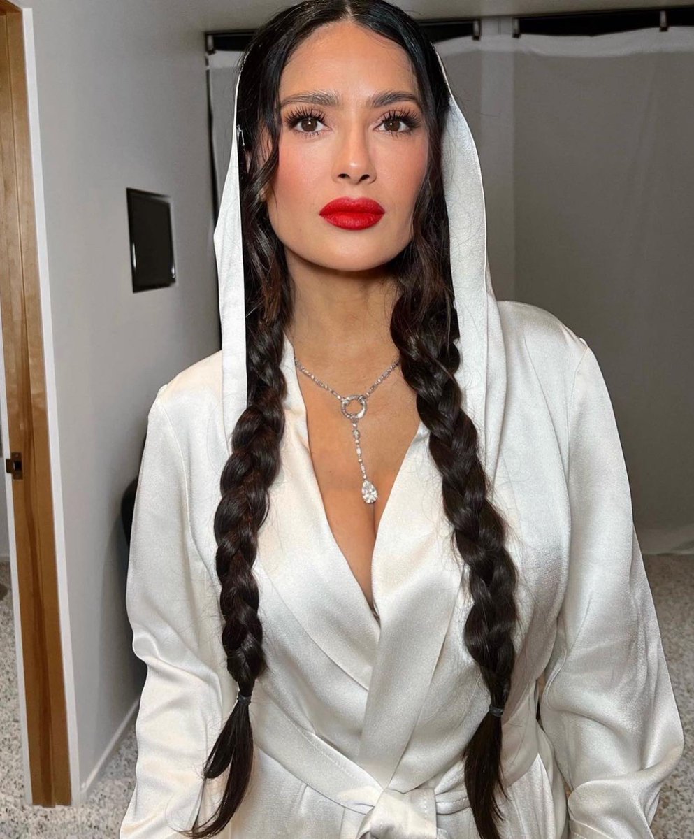 2Cool2Blog on Twitter "Salma Hayek shares moments from a pre Oscars
