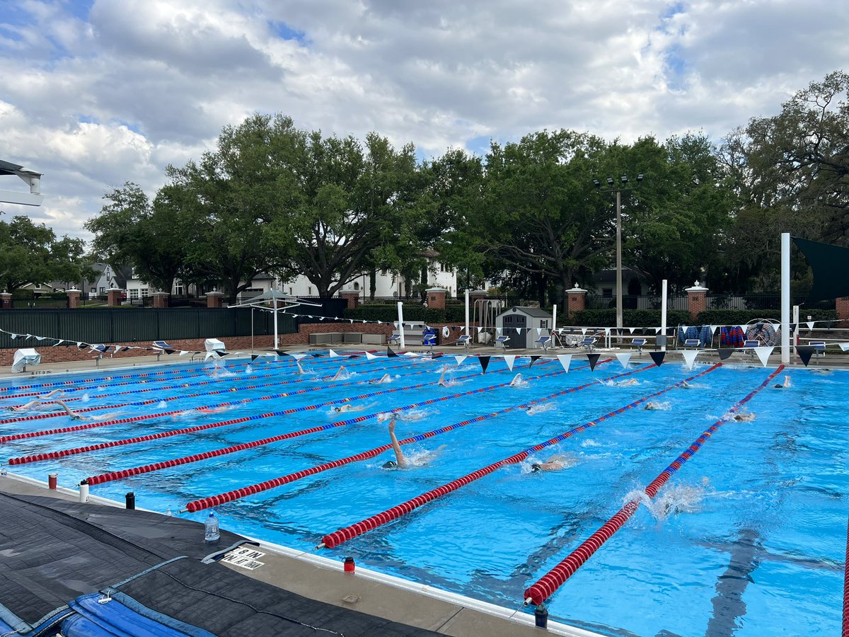 AcademyBullets's tweet photo. 35 #SpeedingBullets starting final preparations in sunny Orlando for #NCSAJrNats23 #LetsGoBullets #Grit #NoLimits https://t.co/GRWDP9uH4f