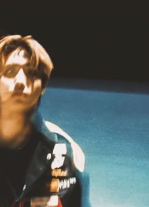 varemm's tweet photo. quasar

science fiction, slow burn, ambiguous morals, touch deprived minho, a lot of metaphors about space and time. 

written for @minsungficathon 
beta @hanmings 

🔗 below https://t.co/Ra6Fzw3zCq