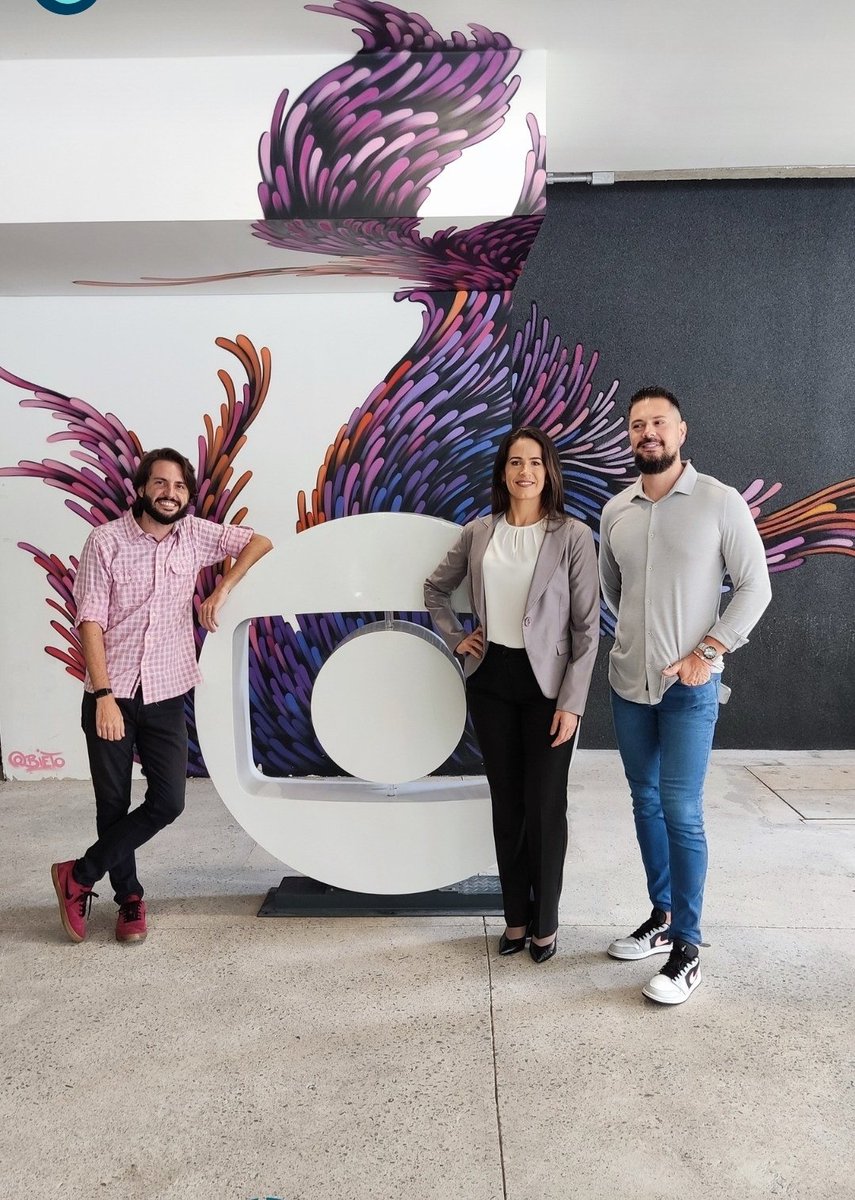 giseletruzzi's tweet image. Neste domingo deve ir ao ar uma matéria do Fantástico @showdavida, da qual tive a oportunidade de participar. Só posso dizer que tem a ver c/ criptoativos. 🤫😉
#giseletruzzi #criptomoedas #criptocurrency #criptoativos #ativosdigitais #economia #digital #direitodigital #tech