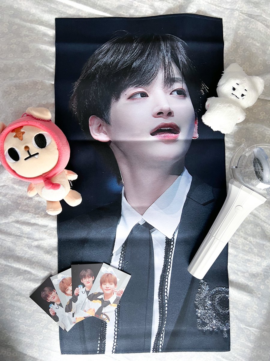 moqudan's tweet photo. @Lollipop000205 ㅠㅠ 미국에 있어요 

예뻐요 감사합니당 https://t.co/sFkHRCCmj4