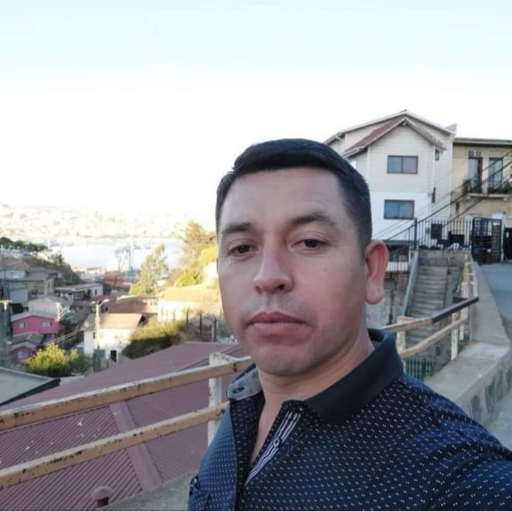 GODPorSiempre's tweet photo. FAMILIA DEL CARABINERO CABO 1°ALEX SALAZAR RODRIGUEZ PIDE  CADENA DE ORACION. QUIEN SE ENCUENTRA CON  UN 95% DE MUERTE CEREBRAL EN HOSPITAL CONCEPCIÓN. EN FISCALIZACION ATROPELLADO POR UN INMIGRANTE RT POR FAVOR 🙏🙏 https://t.co/o6Xp5ThBql