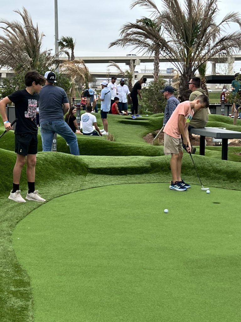 coachroecker's tweet photo. Love these guys more than they will ever know! #guysday #Roeckerboyz #holeinone @NikkiRoecker https://t.co/xCbMded35H