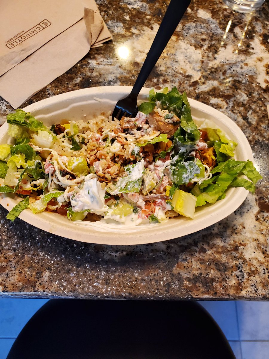 mglander3's tweet photo. So ordered extra black beans and what did I get?  Absolutely none!!!  #chipotlefail. @ChipotleTweets order via ur app and it's ALWAYS wrong. I'm done. https://t.co/VbYnIxuCDx