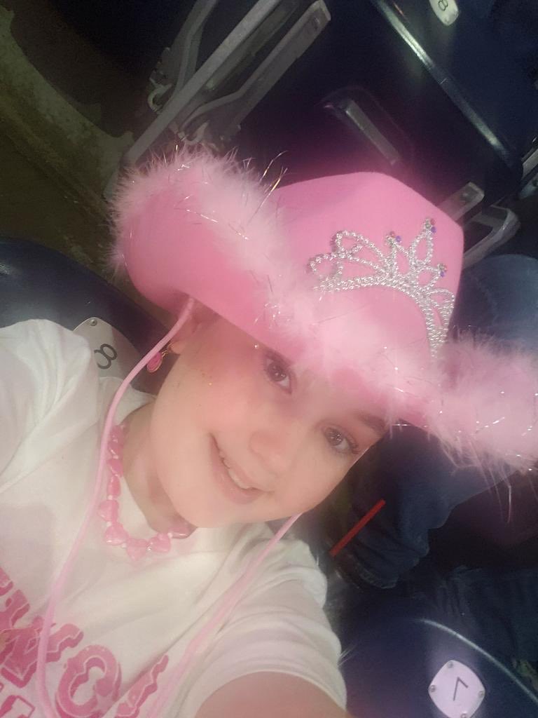 Michelle Eberlin tweet media