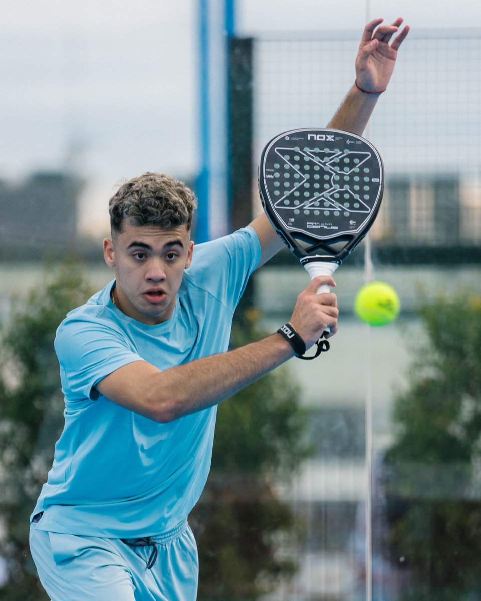 El día de hoy pasará a ser una fecha muy especial para nosotros. Por primera vez tendremos 3 miembros del #TeamNox en una final.

Gracias Agus, Leo y Tino.

GRACIAS a cada uno de vosotros que alentáis a nuestros jugadores y confiáis en nuestra marca.

Y ahora, que gane el mejor.