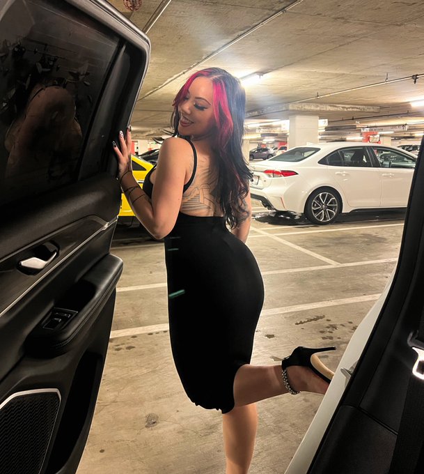 The other night&hellip;🌙✨🖤 https://t.co/ipXO45dVuM