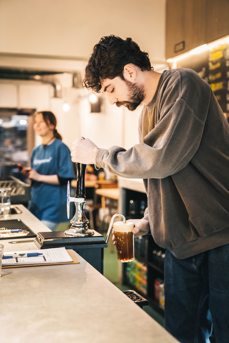 Geterbrewed's tweet photo. The Importance of Cask Beer

Part One - The Obsession written by our friend @totalcurtis

https://t.co/1vndj8LSBR

We'd love to hear your thoughts on Cask Beer?

#camra #camrani #realale #campaignforrealale #pints #supportlocalbreweries https://t.co/oMYNyEN9bk