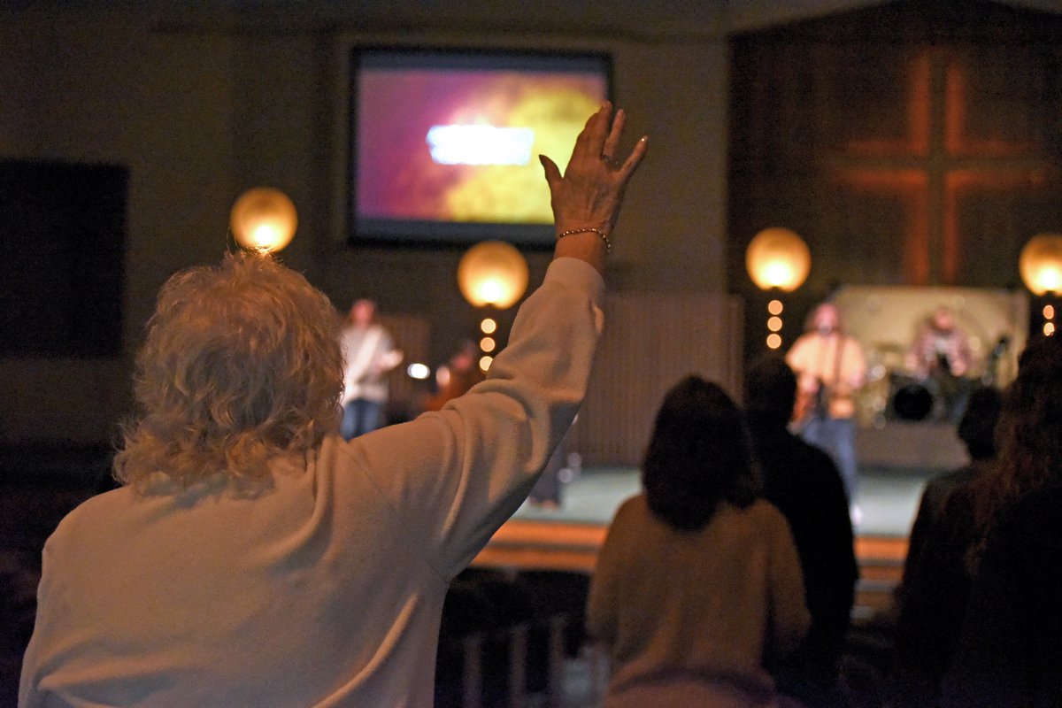 LifeAtPathway's tweet photo. Serving with a smile.
Lifting our hands and voices.
Wielding The Word of truth.
Thank you, Father, for another SPECTACULAR Sunday at Pathway! https://t.co/5v2CRc83AZ