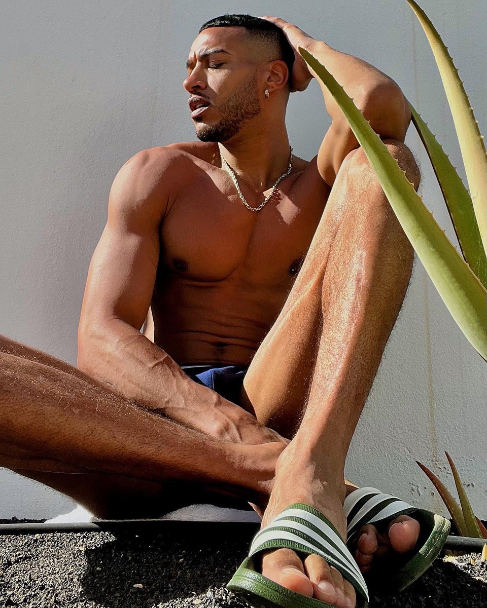 MarlonMckenzie's tweet photo. Finally getting some Vitamin D ☀️ https://t.co/sUpf4j6Jkt