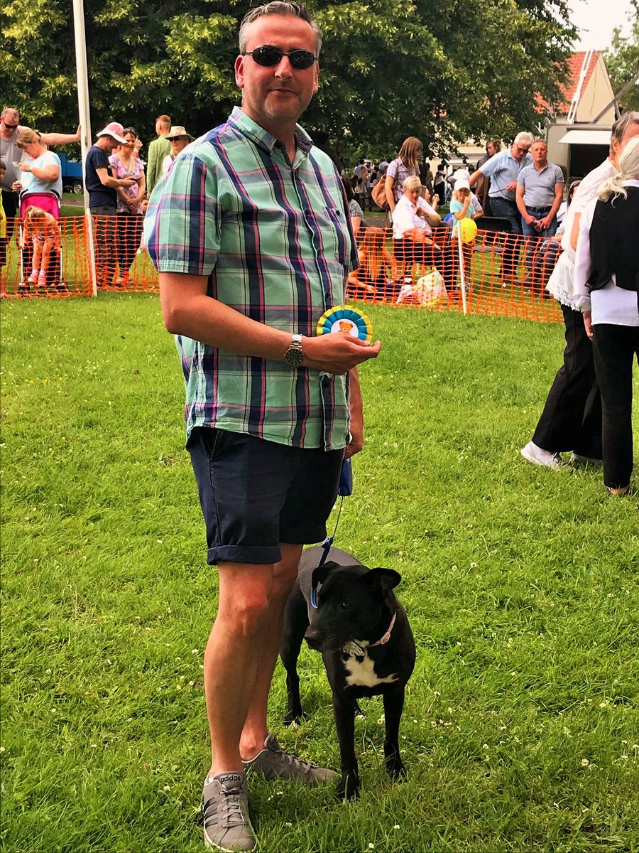 MatthewMears9's tweet photo. @PipTomson My little Rose won the prettiest bitch at the village show in 2019 🐾🥰...Vogue never came calling afterwards sadly 🤣 https://t.co/Me3X1V2wb4