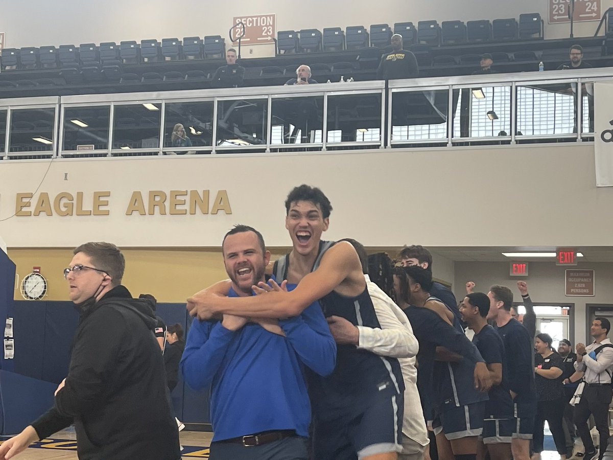 CCCMBCA's tweet photo. Fullerton, your 2023 state champions https://t.co/RvUMM8grVE